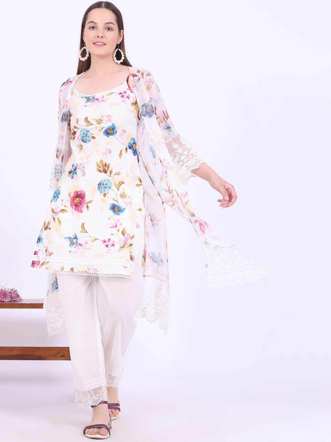 

AURELIA Floral Printed Straight Kurta with Palazzos And Jacket, White