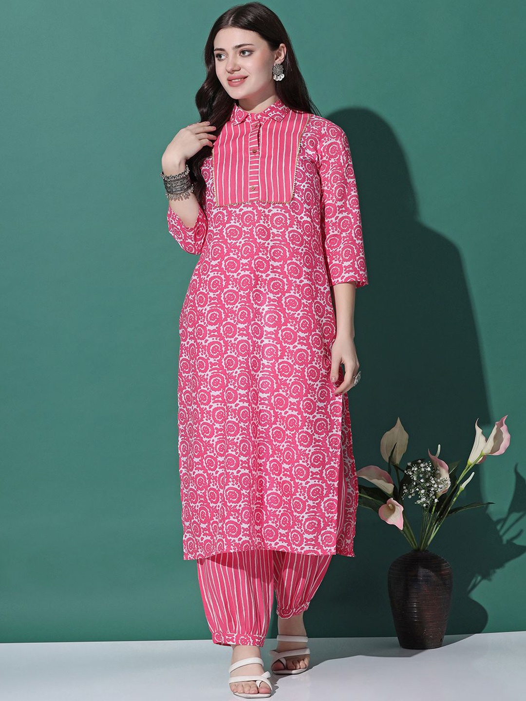 

Moda Rapido Ethnic Motifs Printed Shirt Collar Straight Kurta With Salwar, Pink