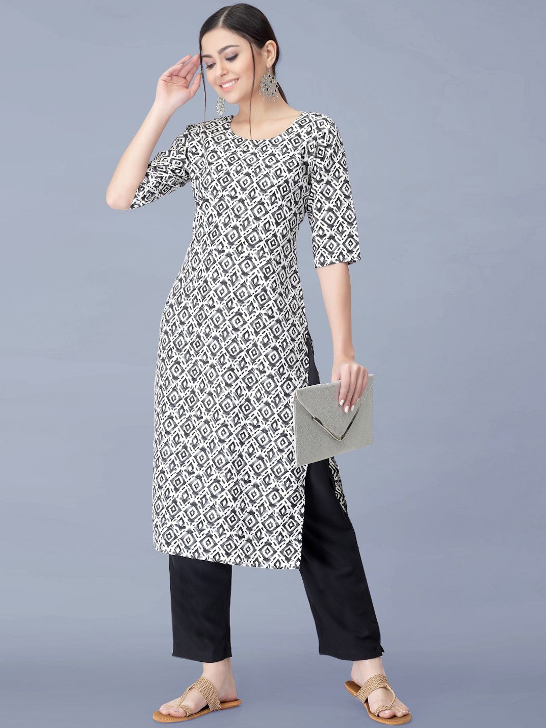

Moda Rapido Geometric Printed Round Neck Straight Kurta With Trousers, Black