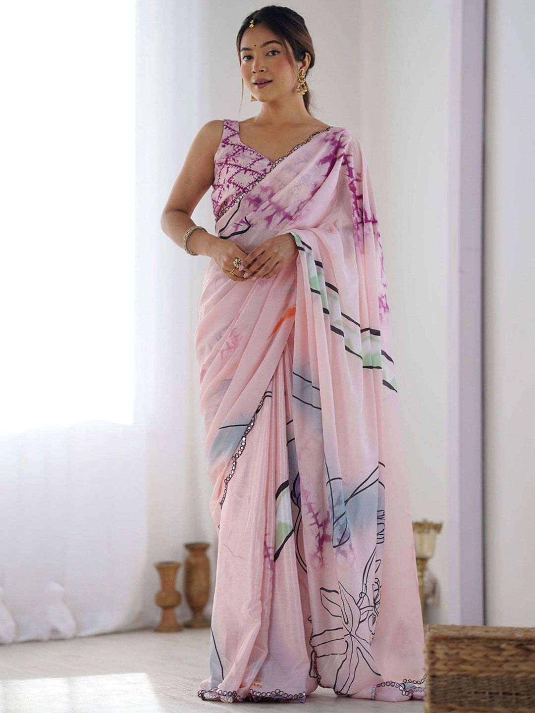 

MySilkLove Printed Embroidered Saree, Pink
