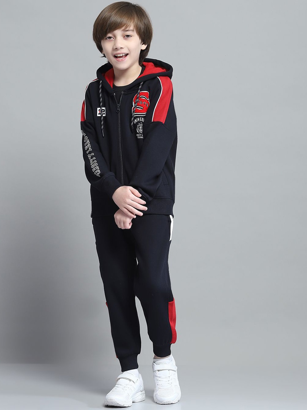 

Monte Carlo Boys Printed Mid-Rise Tracksuits, Navy blue