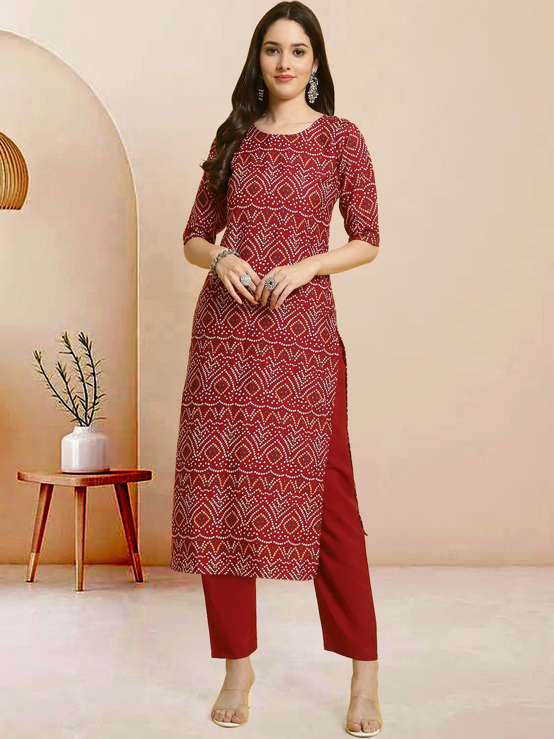 

Moda Rapido Bandhani Printed Round Neck Straight Kurta With Trousers, Maroon