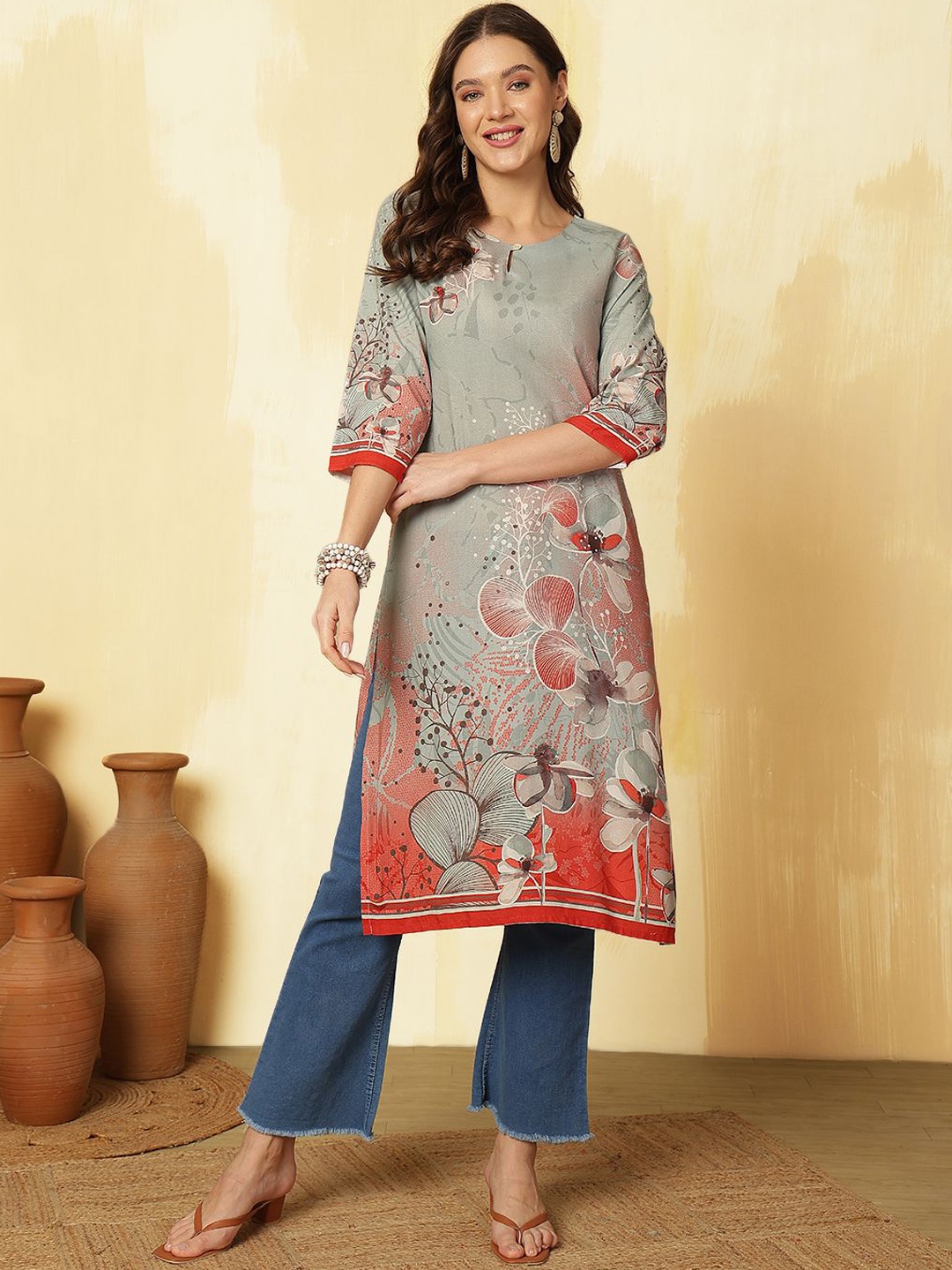 

Anouk Grey and Red Floral Printed Keyhole Neck Straight Kurta