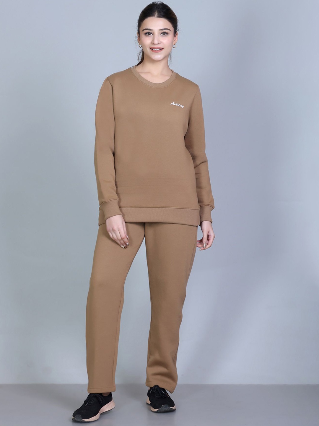 

Antiloop Women Round Neck Tracksuit, Brown