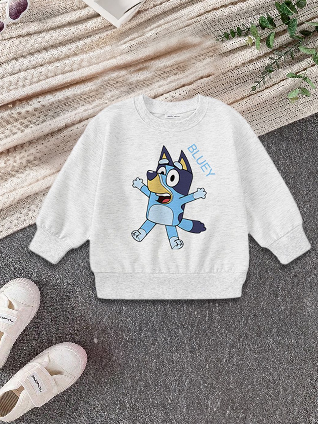 

FOREVER FRIDAY Boys Sweatshirt, Grey