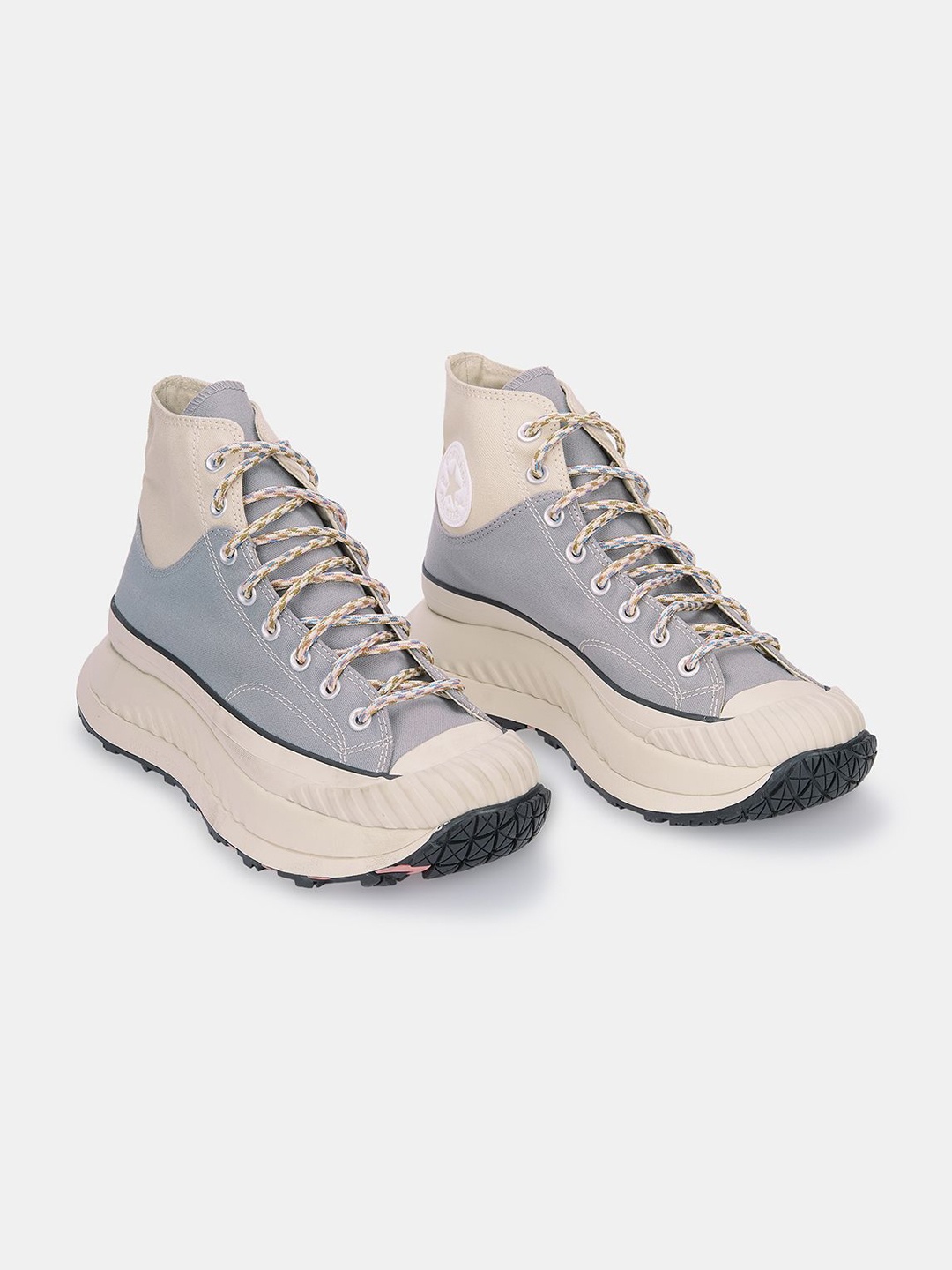 

Converse Unisex Chuck 70 AT-CX High Top Sneakers, Grey