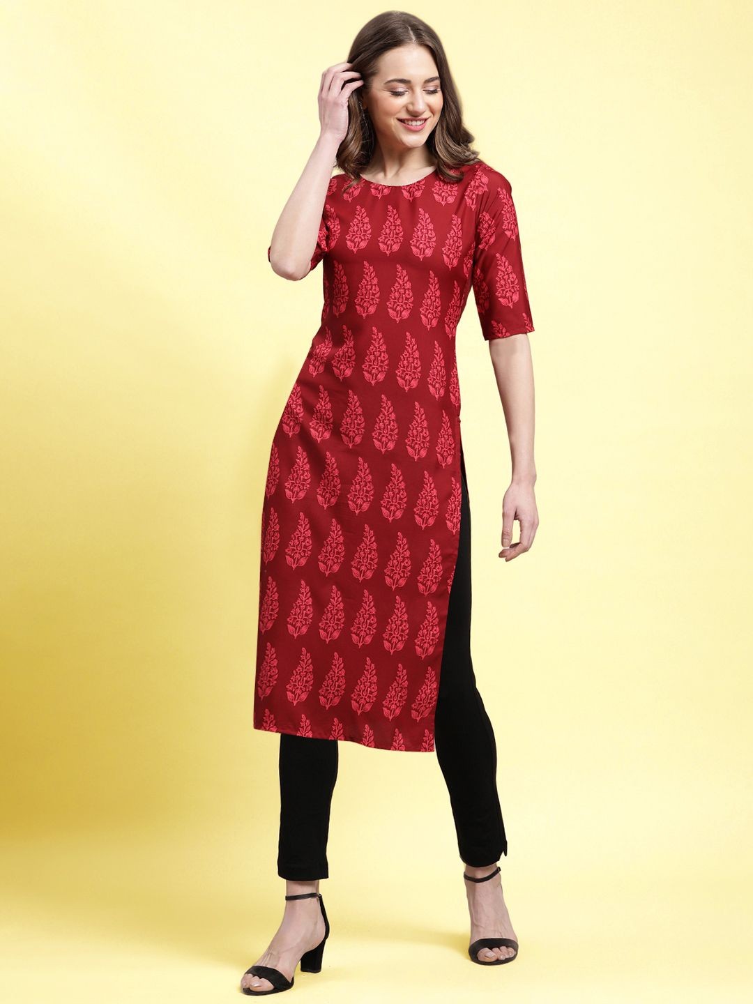

Moda Rapido Women Ethnic Motifs Printed Straight Kurta, Red