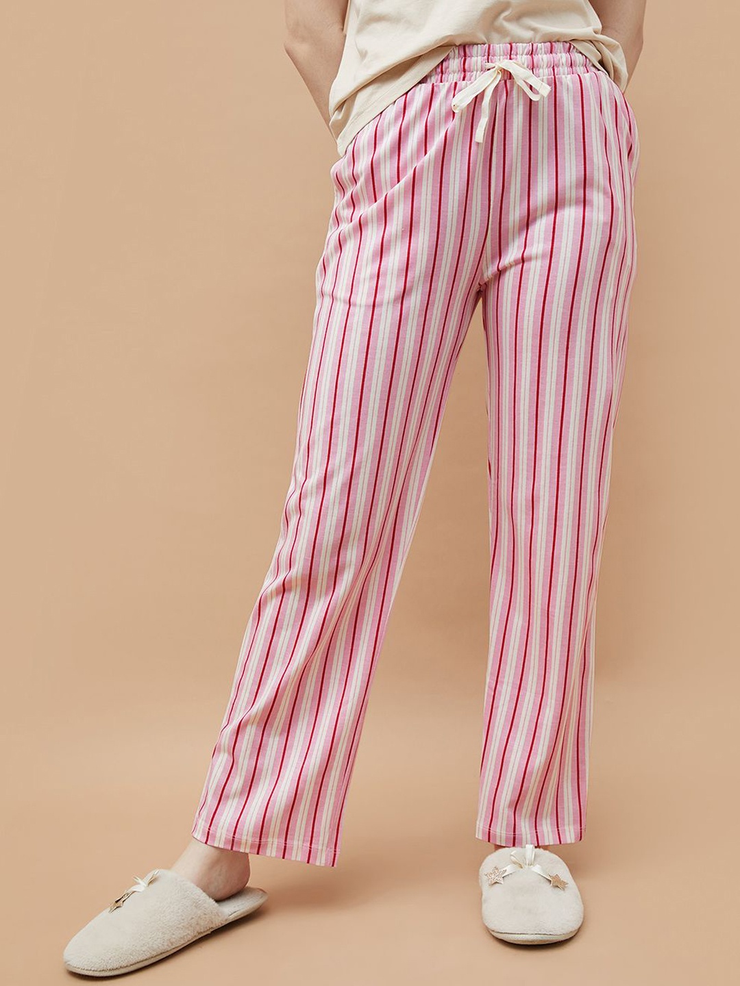 

Ginger by Lifestyle Women Striped Trousers, Off white