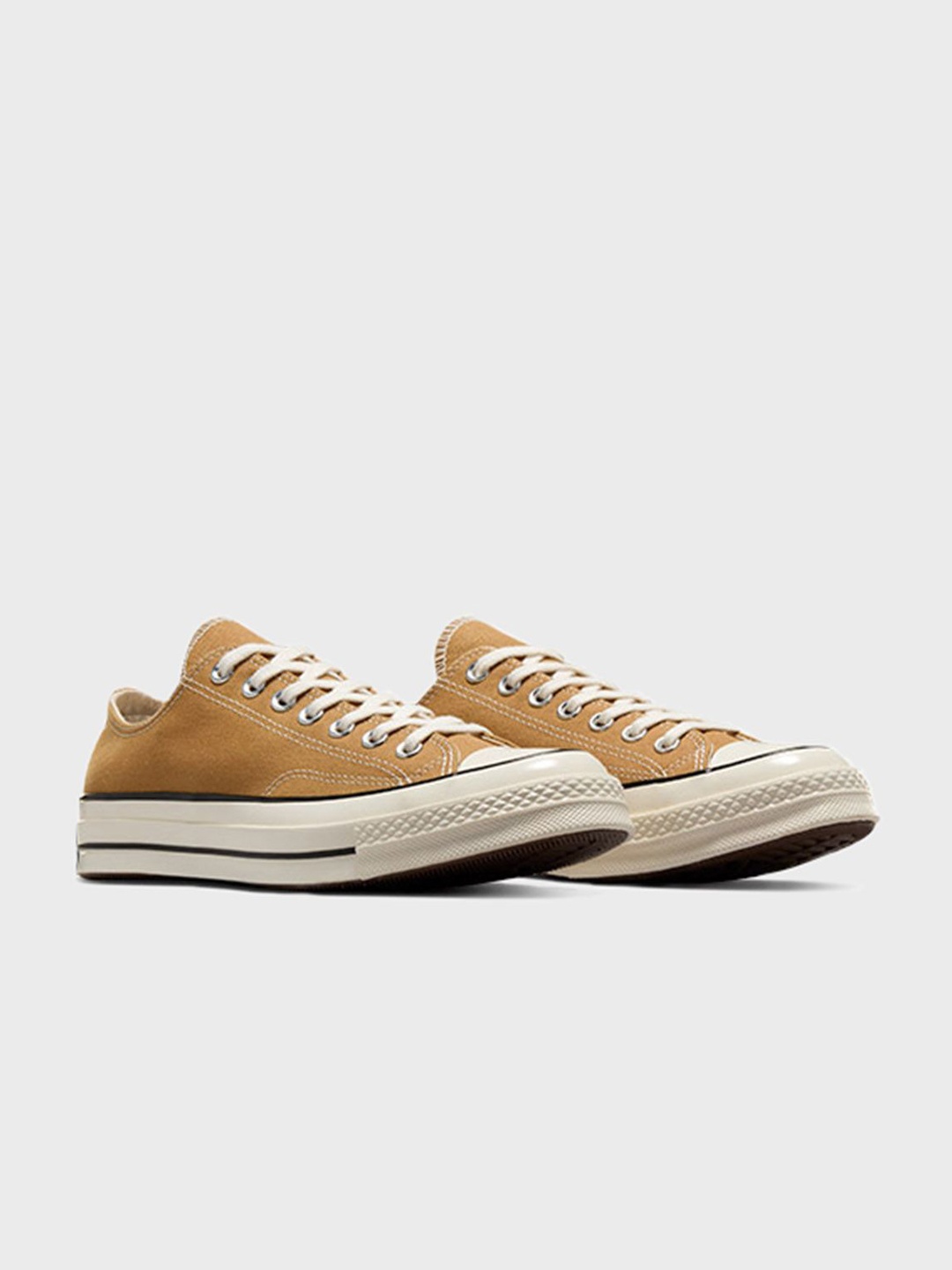 

Converse Unisex Chuck 70 Low Top Sneakers, Khaki