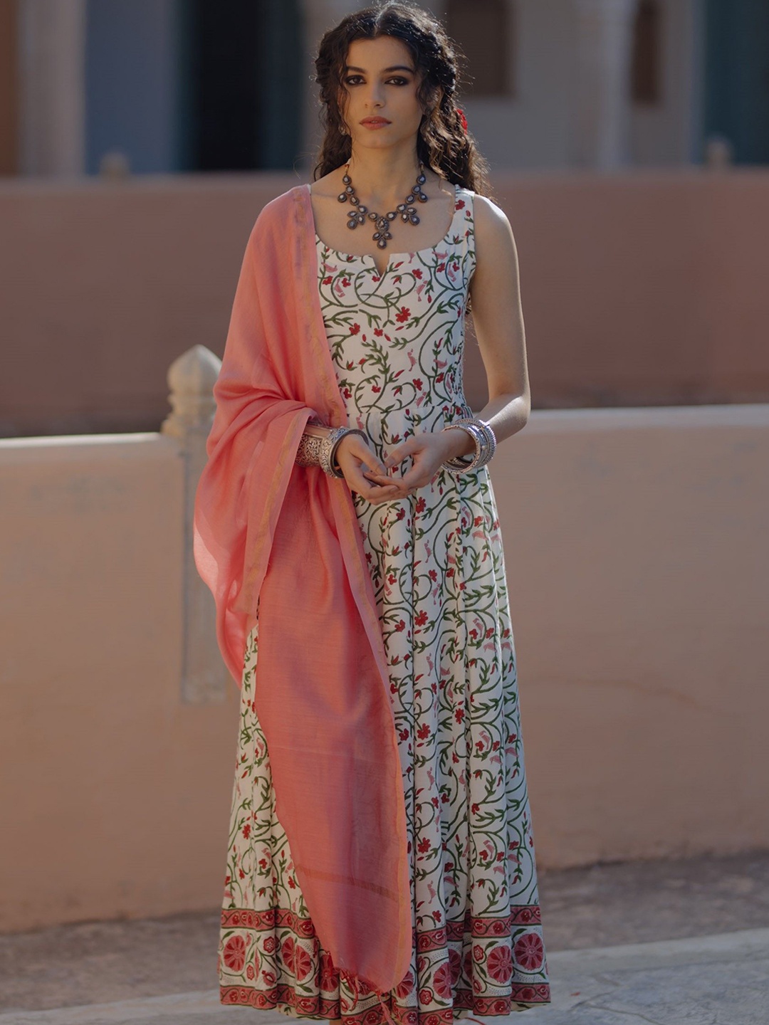 

BAARO MASI Floral Printed Notch Neck Anarkali Kurta with Trousers & Dupatta, Pink