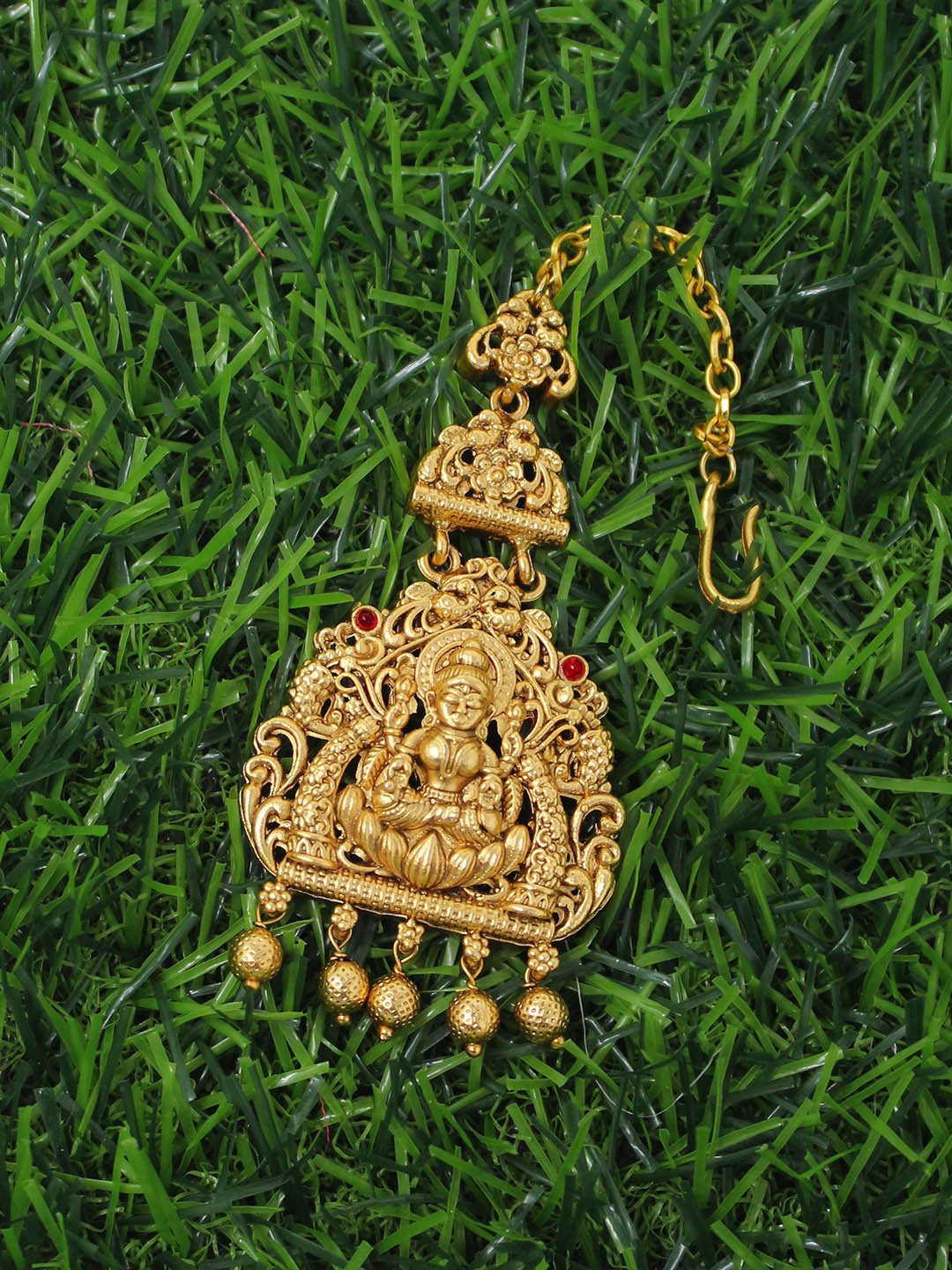 

NAGNESHI ART Gold-Plated Artificial Stones Studded & Beaded Lakshmi Design Maang Tikka