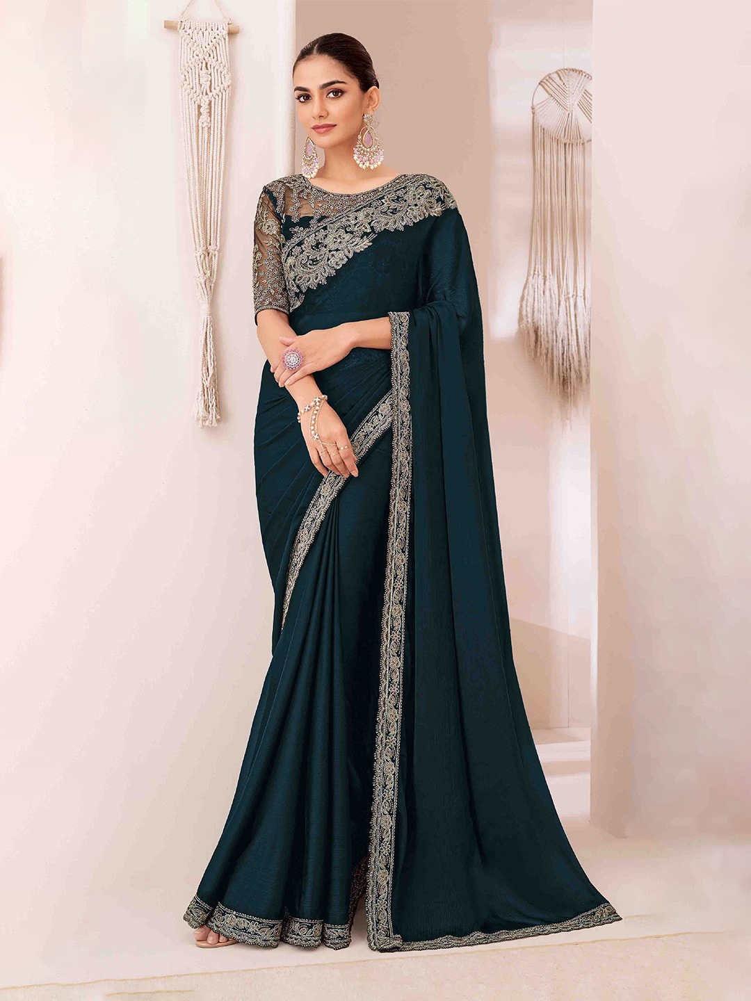 

Blissta Embroidered Pure Georgette Saree, Teal