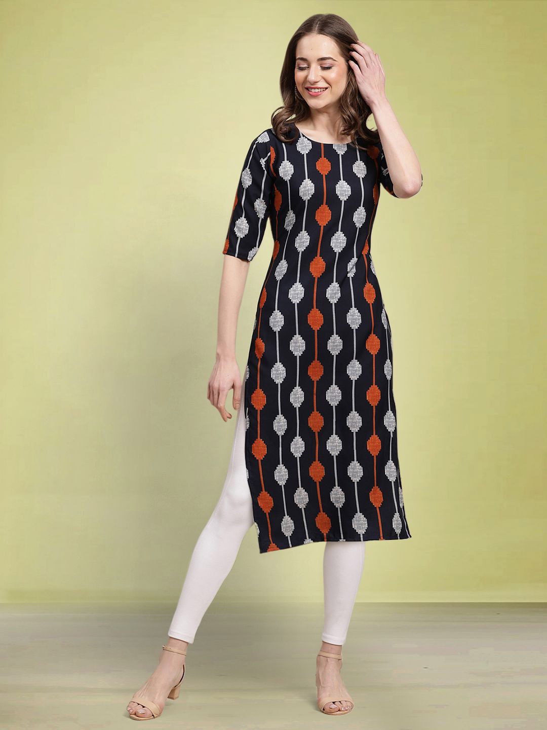 

Moda Rapido Geometric Printed Round Neck Straight Kurta, Black