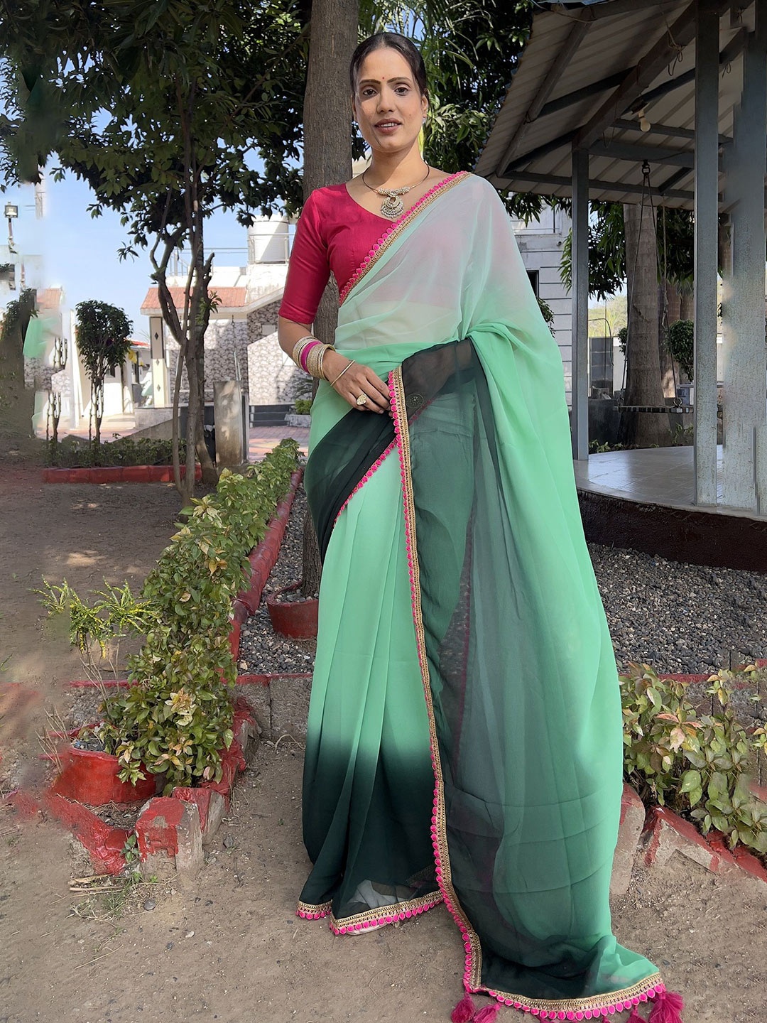 

JULEE Ombre Embroidered Pure Georgette Ready to Wear Saree, Green