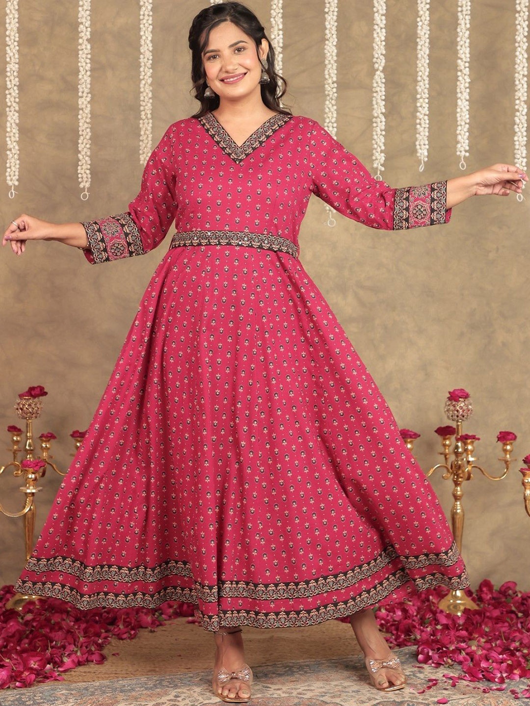 

Aramya Floral Printed V-Neck Cotton Anarkali Kurta, Pink