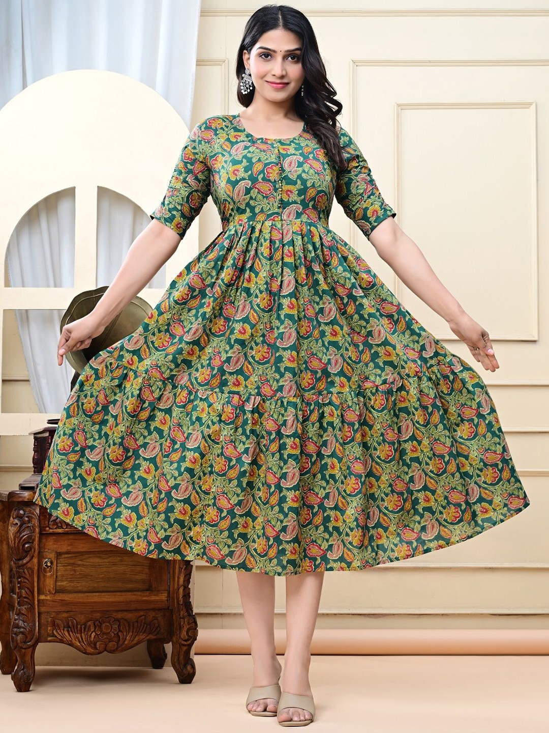 

Aasira Floral Printed Round Neck Pure Cotton A-Line Dress, Green