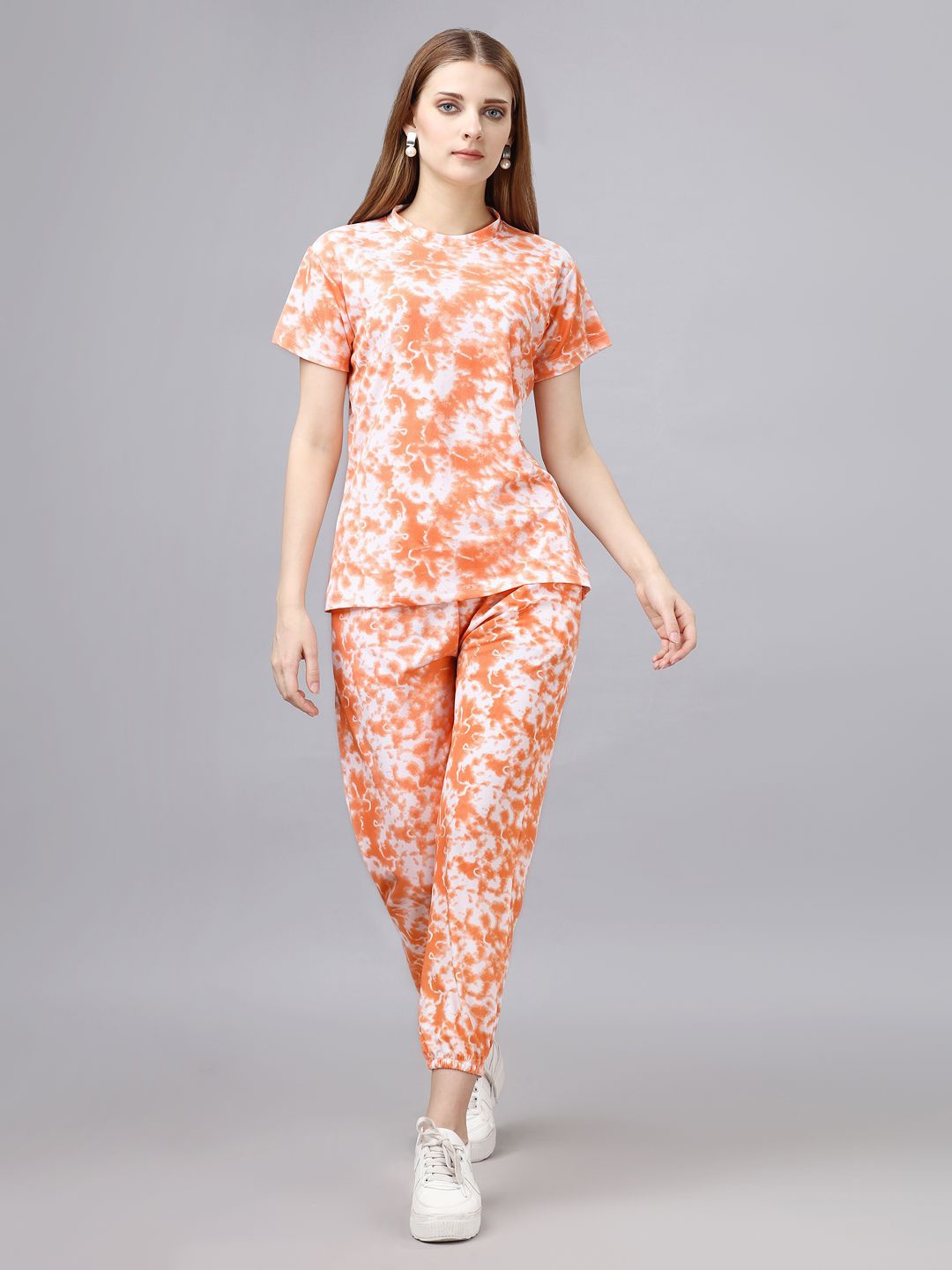 

AKSHARAM Tie & Dye Printed T-Shirt & Trousers Co-Ords, Orange