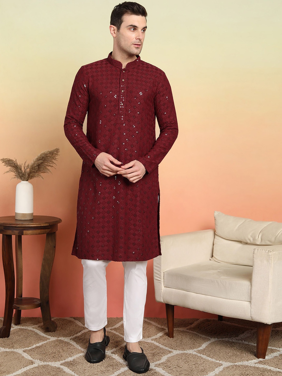 

SWAGG INDIA Floral Embroidered Mandarin Collar Thread Work Straight Kurta, Maroon