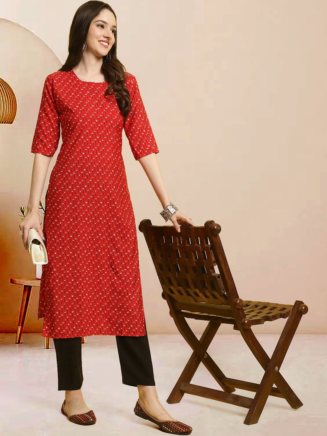

Moda Rapido Women Ethnic Motifs Printed Regular Kurta with Trousers, Red