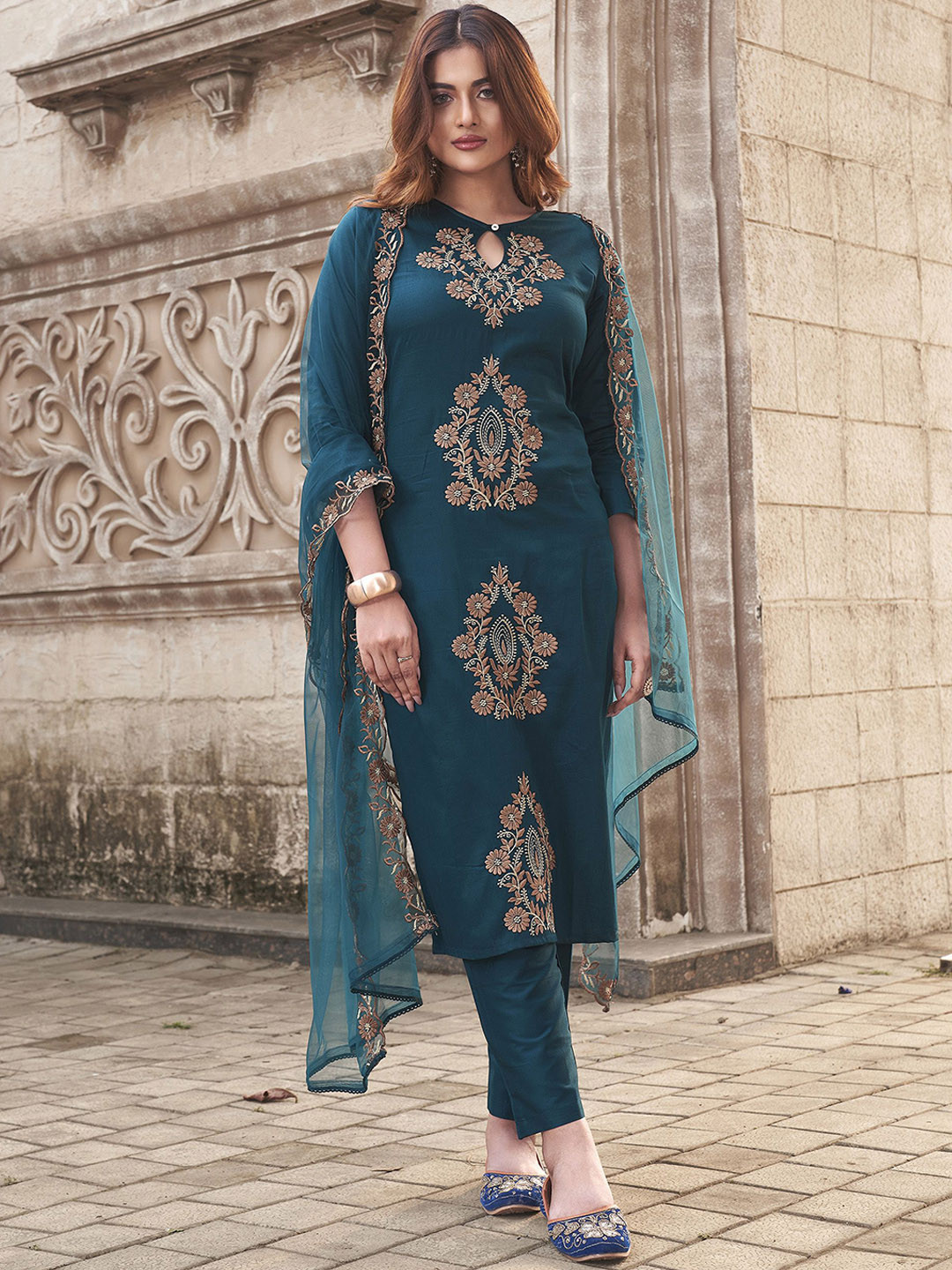 

Tikhi Imli Teal Floral Embroidered Thread Work Straight Kurta With Trousers & Dupatta