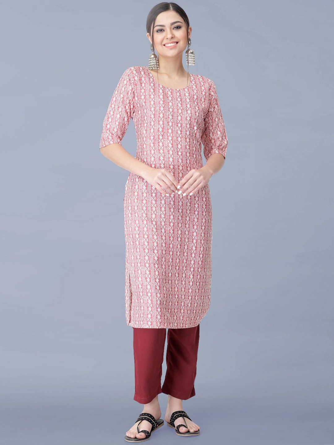 

Moda Rapido Geometric Printed Round Neck Straight Kurta With Trousers, Peach