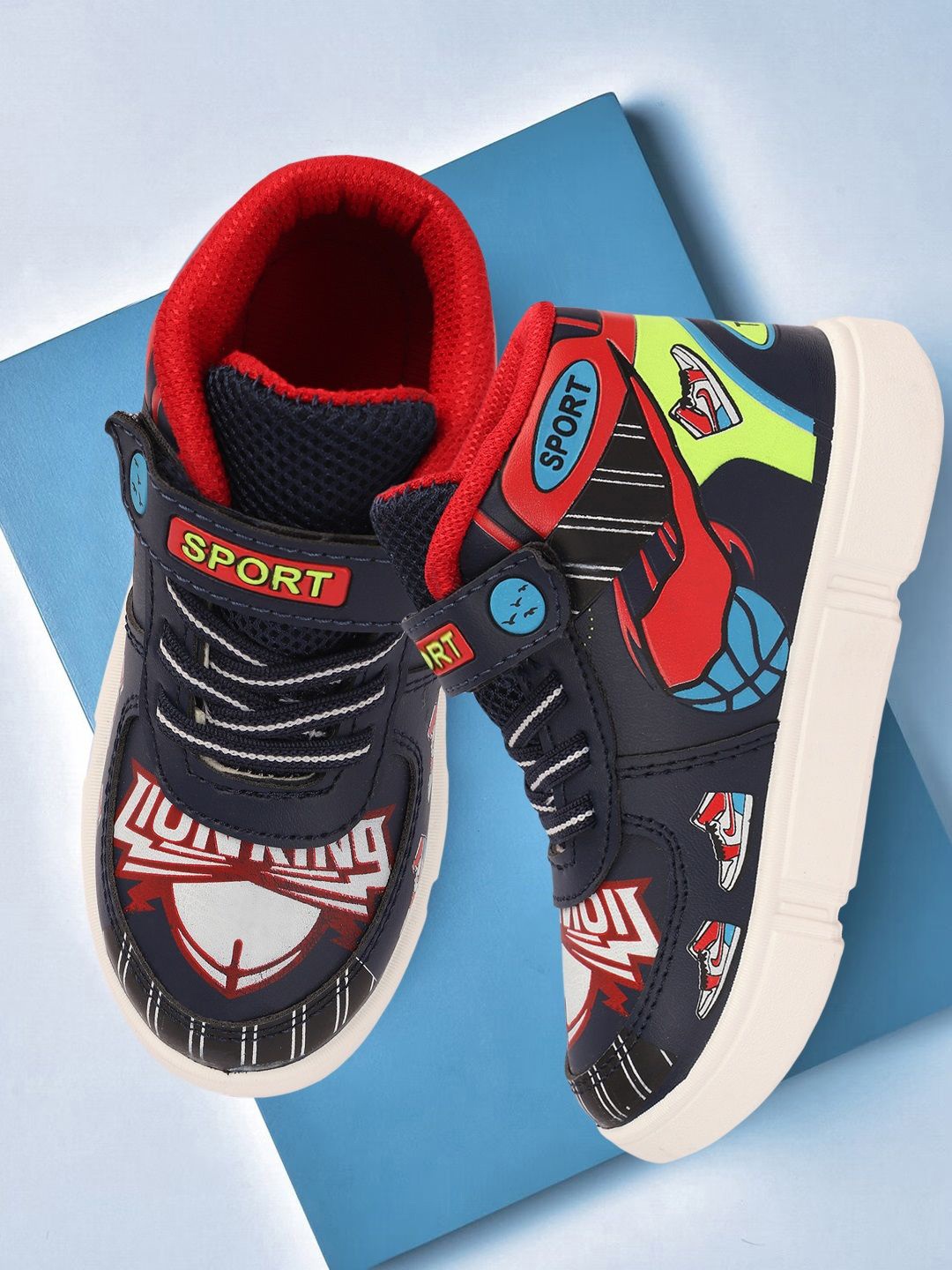 

YK Boys Printed Velcro Sneakers, Blue