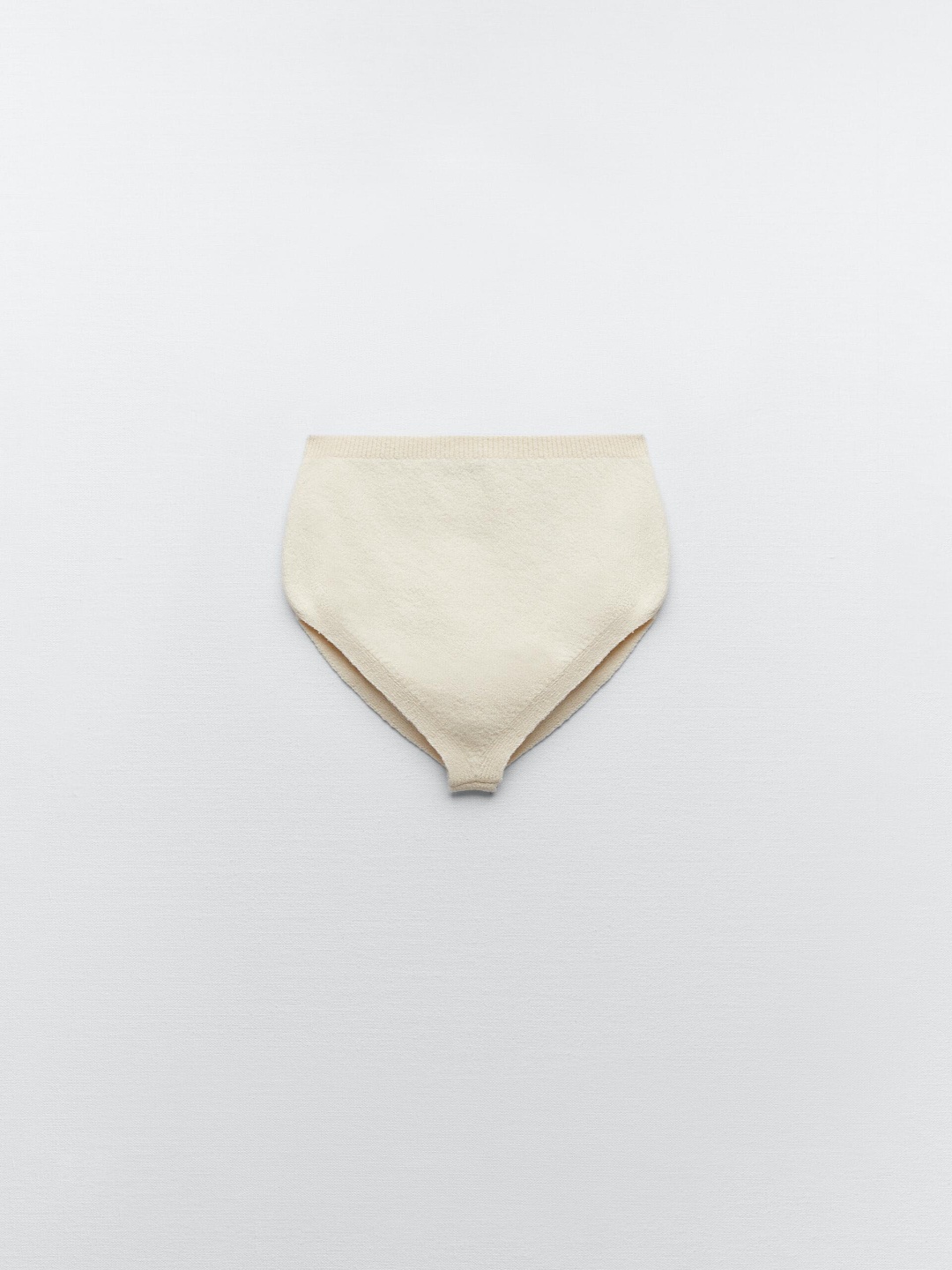 

ZARA Women Beige Shorts