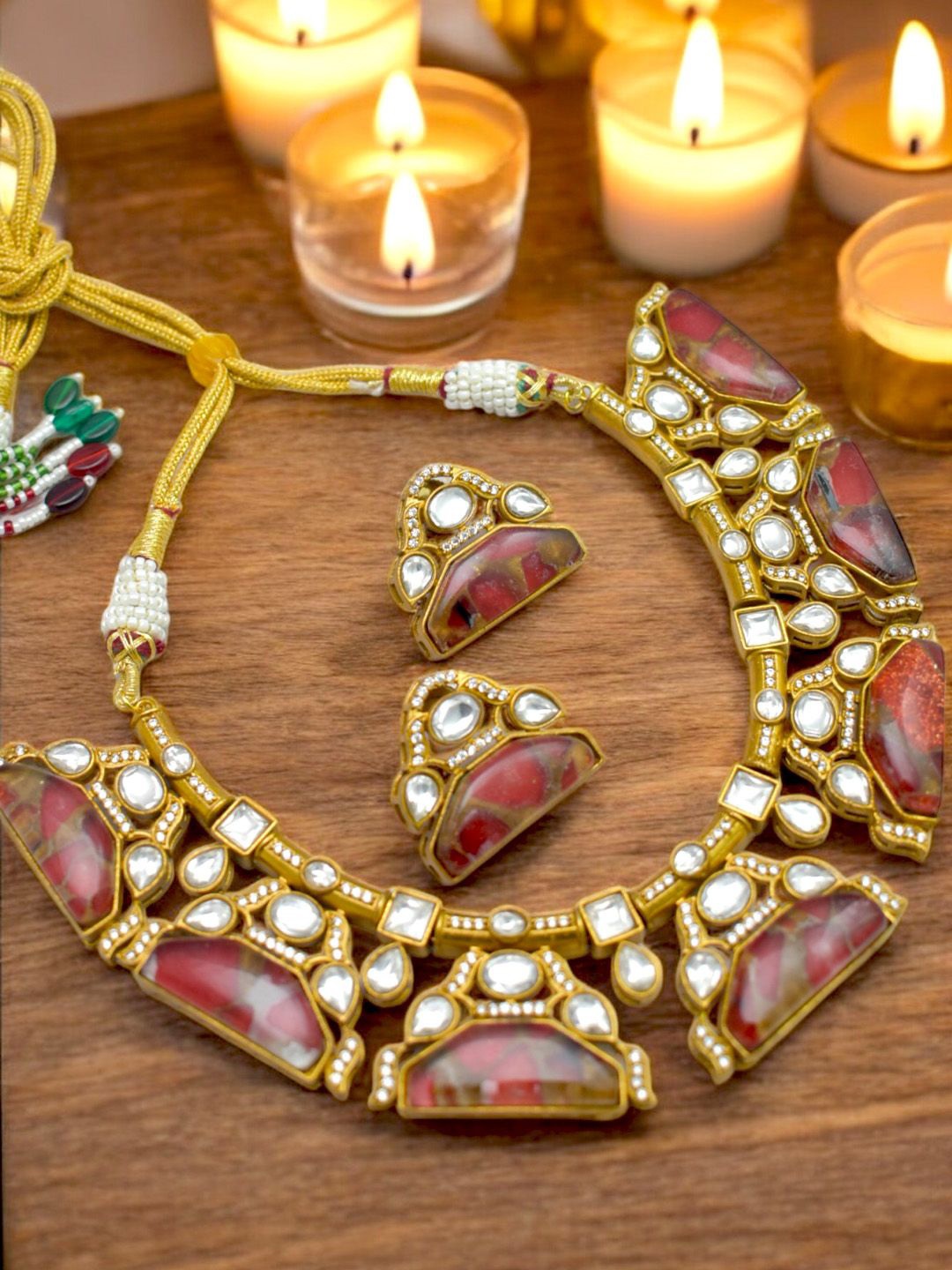 

TISHUL JEWELS Gold-Plated Stone-Studded Jewellery Set