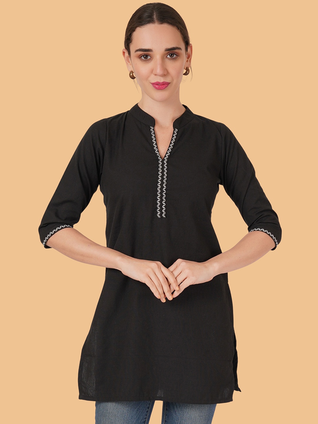 

Brownverse Embroidered Khadi Cotton Mandarin Collar Straight Kurta, Black