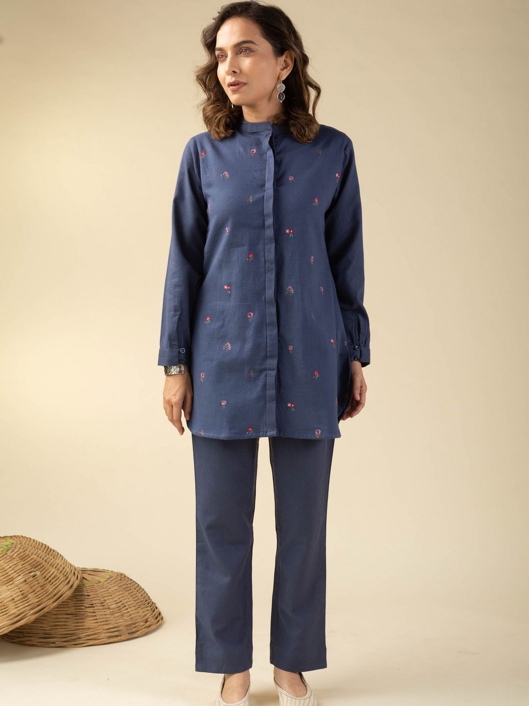 

KUSVAA Sansa Embroidered Mandarin Collar Pure Cotton Tunic With Trousers, Blue