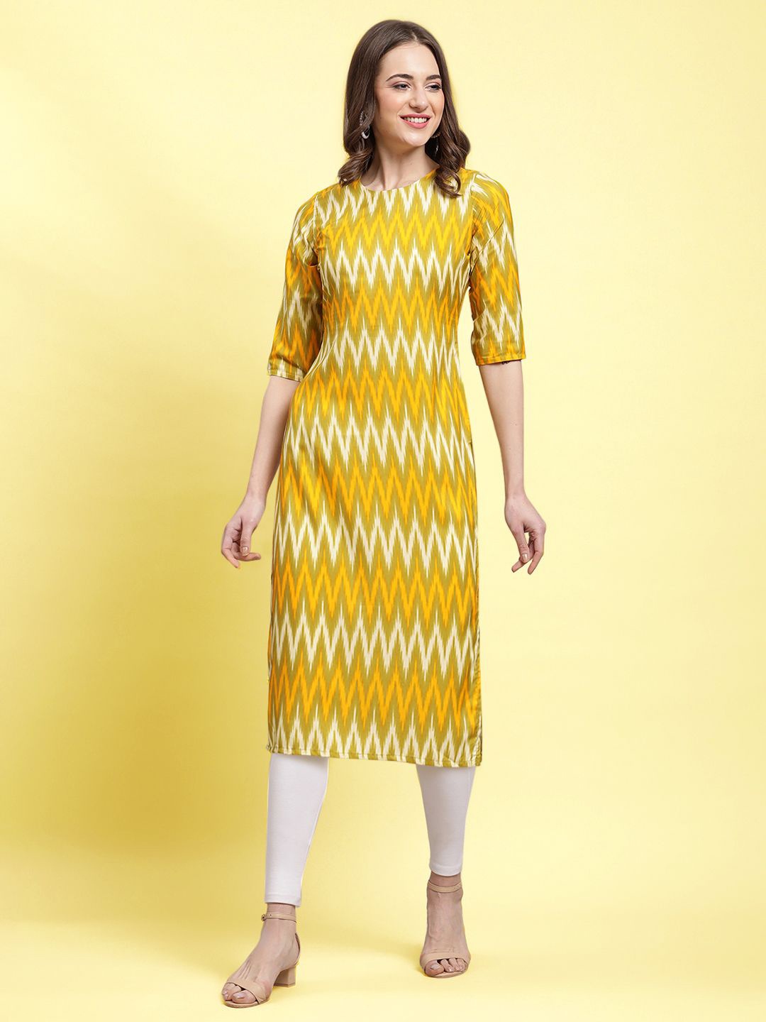 

Moda Rapido Chevron Printed Round Neck Straight Kurta, Yellow