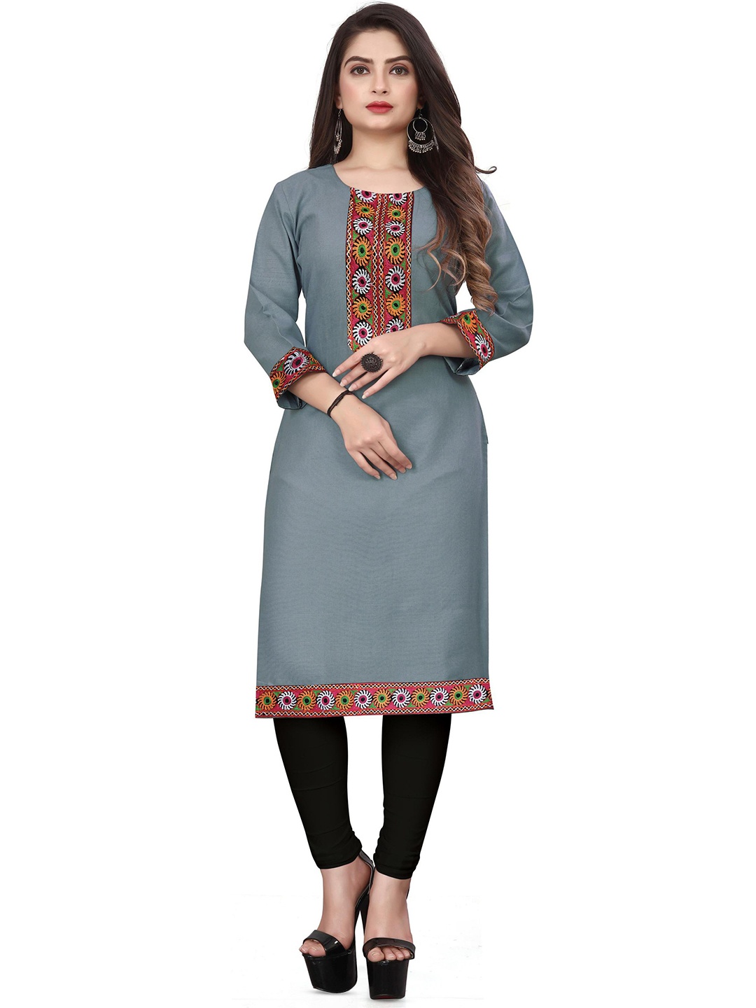 

HF HOLYDAY FASHION Ethnic Motifs Embroidered Round Neck Straight Kurta, Grey
