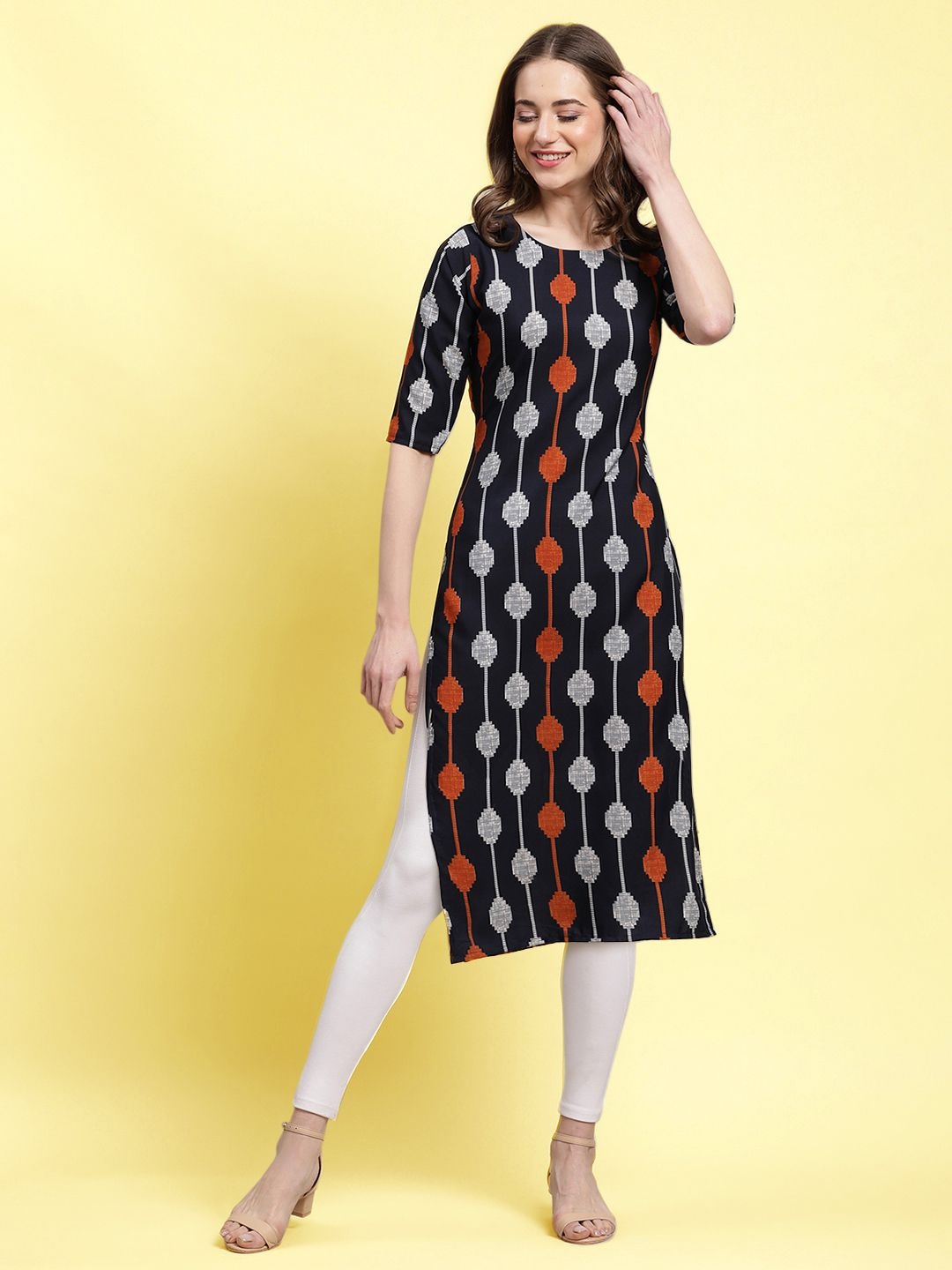 

Moda Rapido Geometric Printed Round Neck Straight Kurta, Black