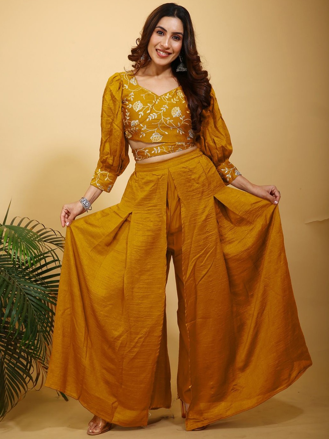 

SANCIA Embroidered Sweetheart Neck Crop Top With Palazzos, Yellow
