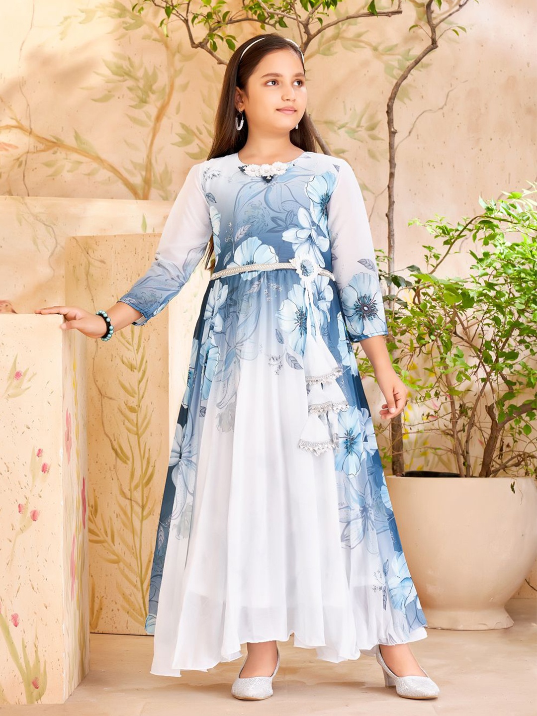 

Sangria Girls Floral Printed Georgette Gown, Grey