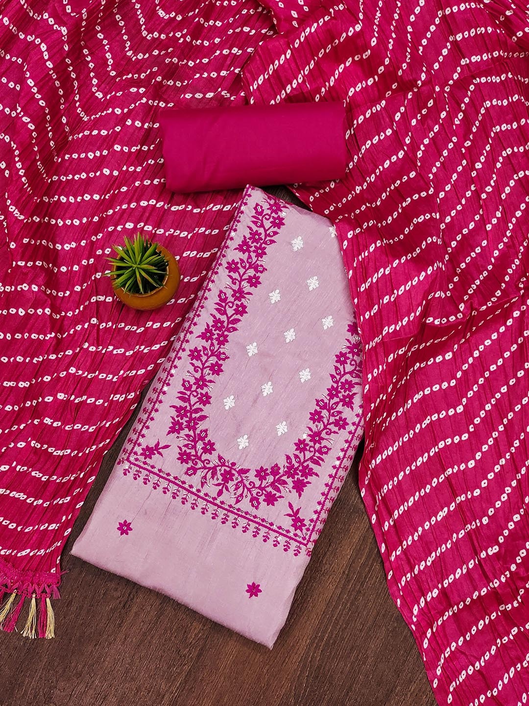 

HERE&NOW Floral Embroidered Sequinned Unstitched Dress Material, Pink