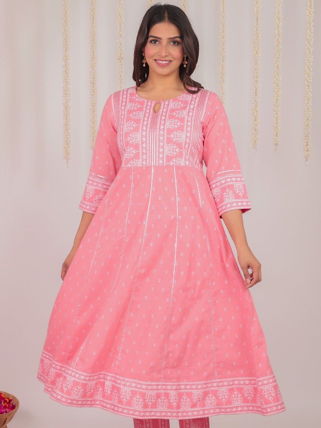 

Aramya Floral Printed Keyhole Neck Cotton Anarkali Kurta, Pink