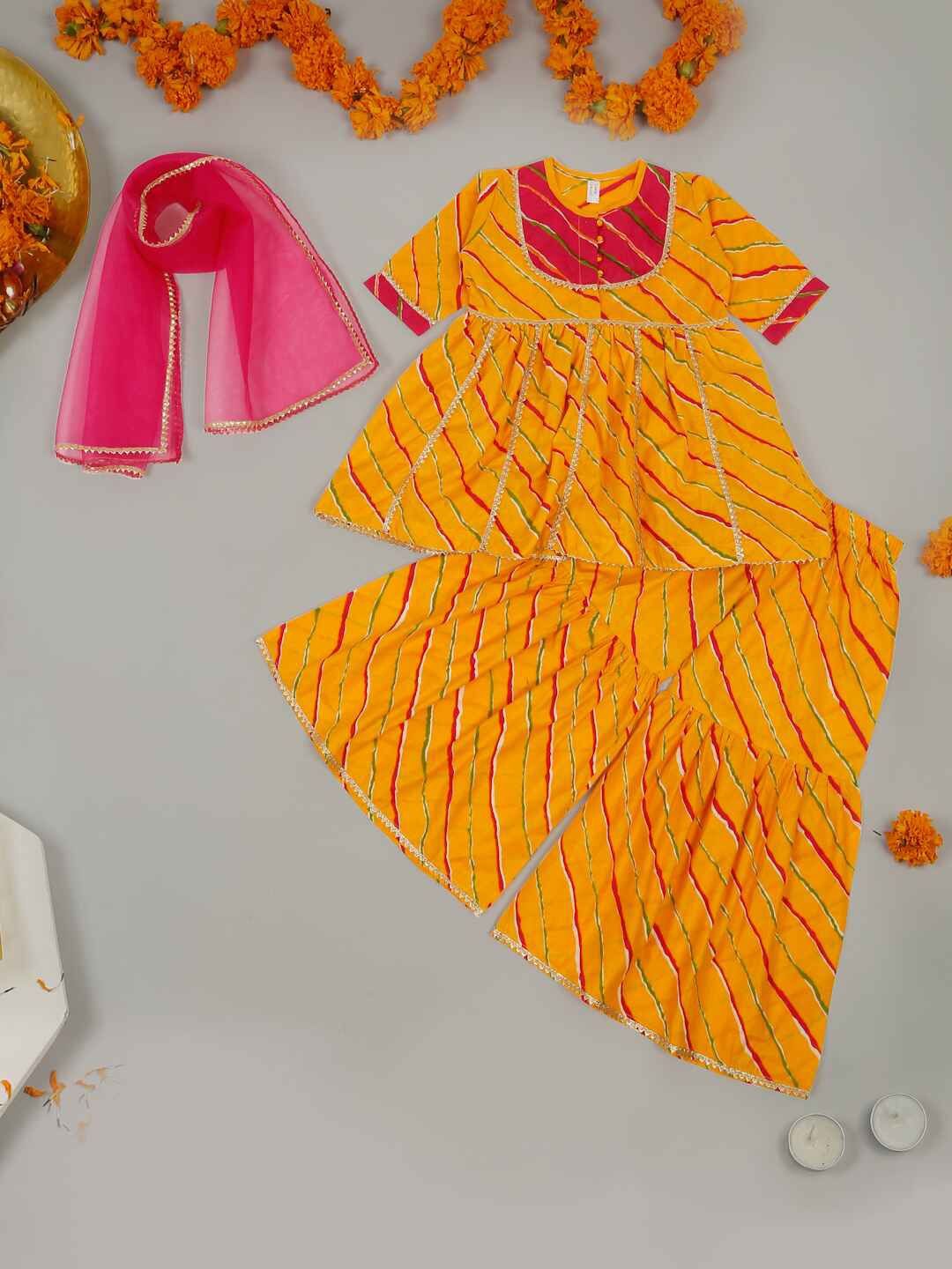 

LITTLE GINNIE Girls Leheriya Striped Angrakha Gotta Patti Kurti with Sharara & With Dupatta, Yellow