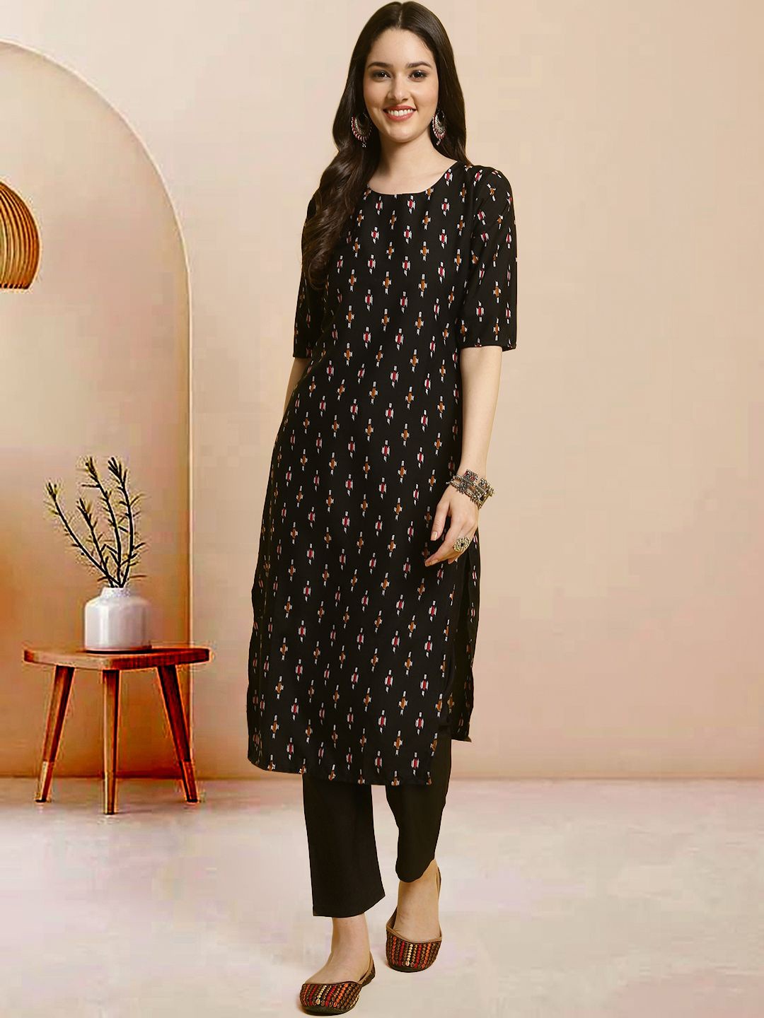 

Moda Rapido Geometric Printed Round Neck Straight Kurta With Trouser, Black