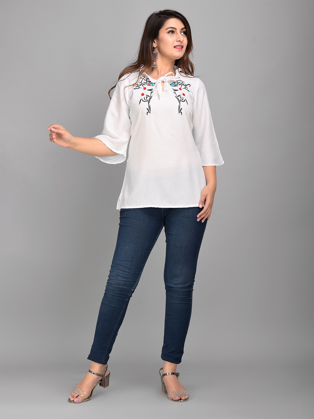 

VYMO Embellished Embroidered Top, White