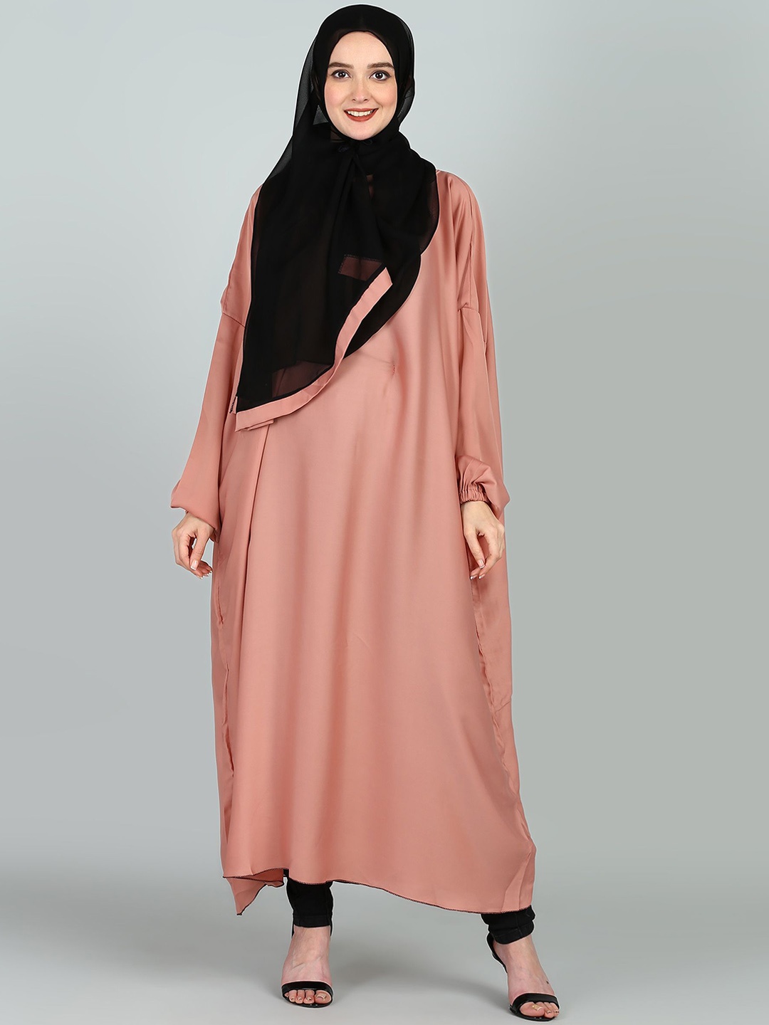 

BROKE BRAND Round Neck Kaftan Abaya, Peach