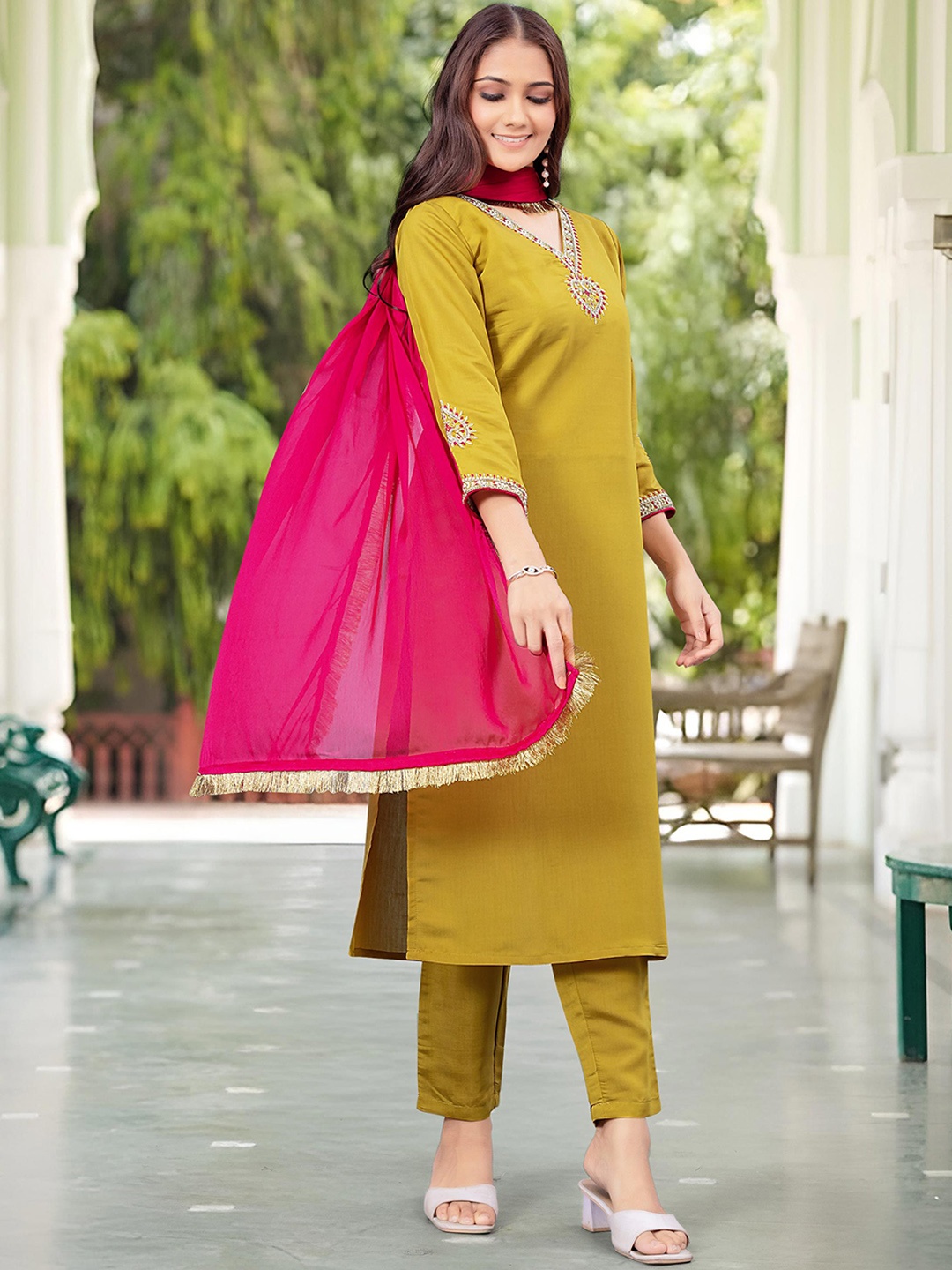 

KALINI Women Floral Yoke Design Regular Thread Work Kurta with Trousers & With Dupatta, Mustard