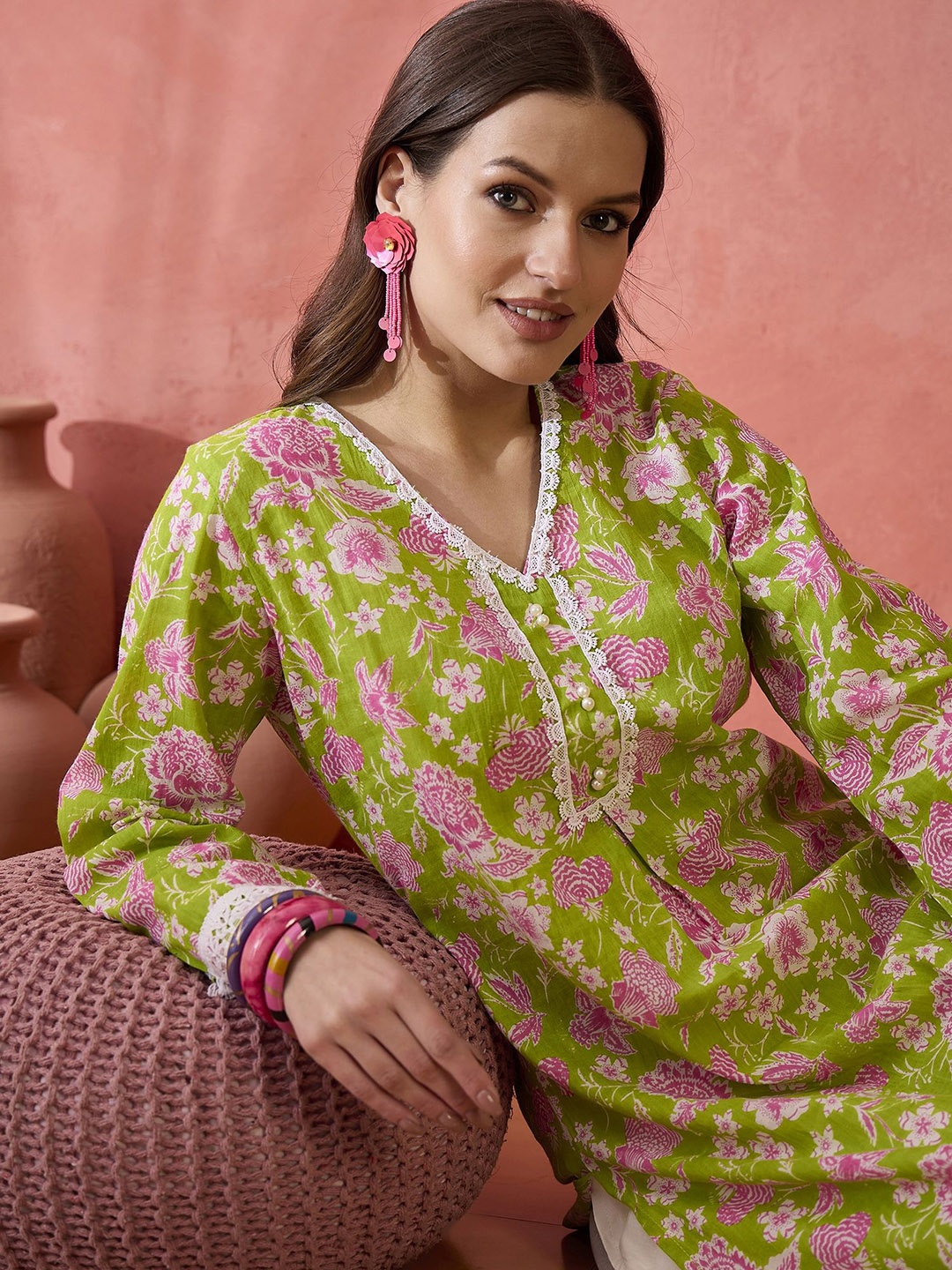 

Sangria Floral Printed Cotton V-Neck Straight Kurta With Trouser, Green