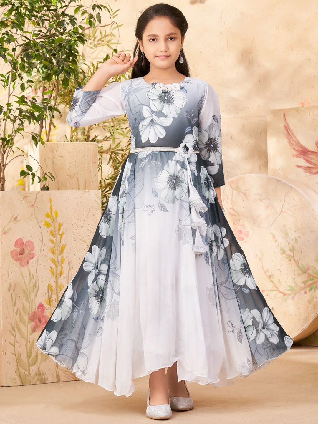

Sangria Girls Floral Printed Georgette Gown, White