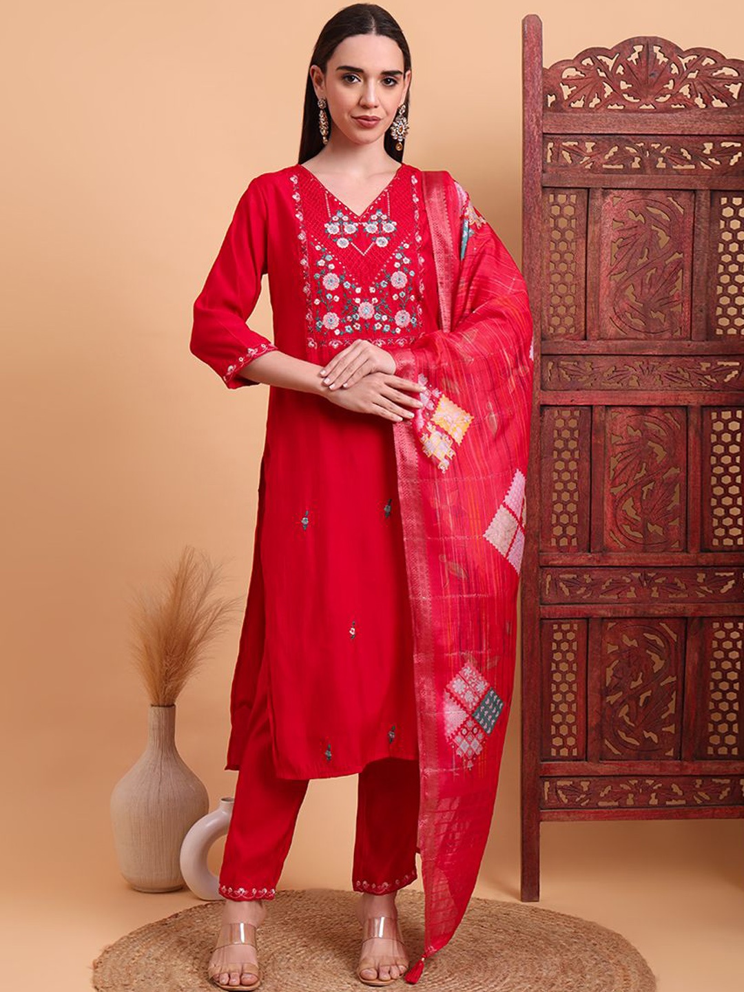 

Gee Next Creation Floral Embroidered Organic Cotton Straight Kurta With Trousers & Dupatta, Red