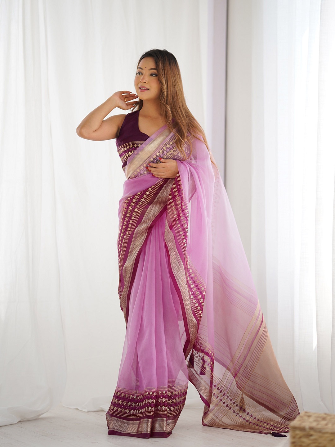 

Fashionuma Woven Design Sequinned Organza Saree, Purple