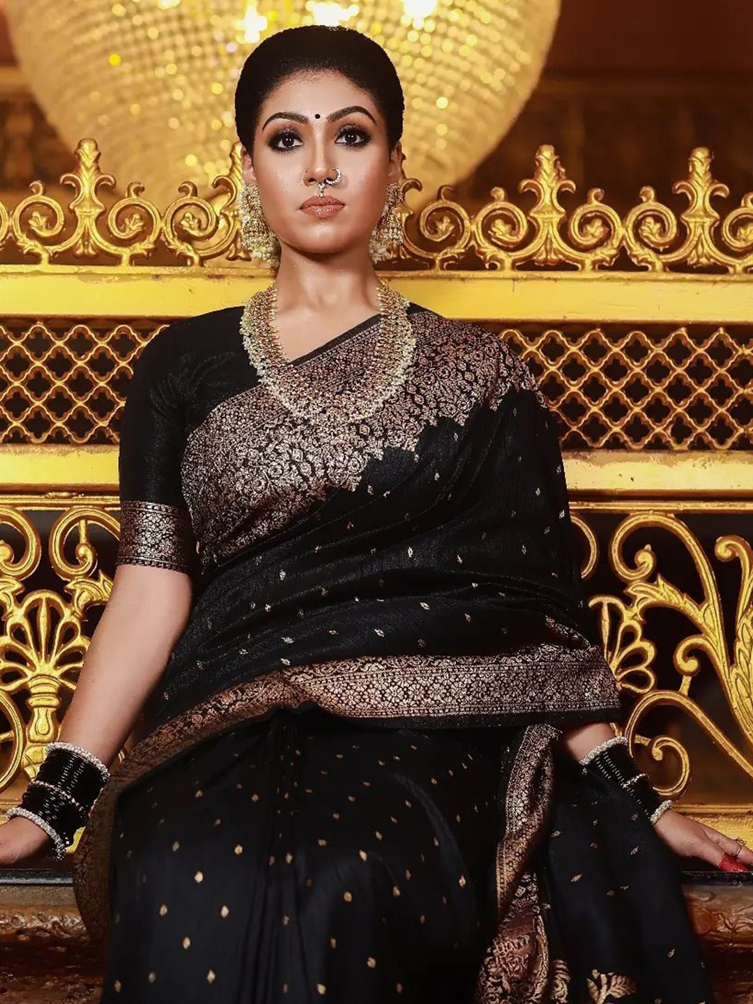 

Krimmple Woven Design Zari Saree, Black