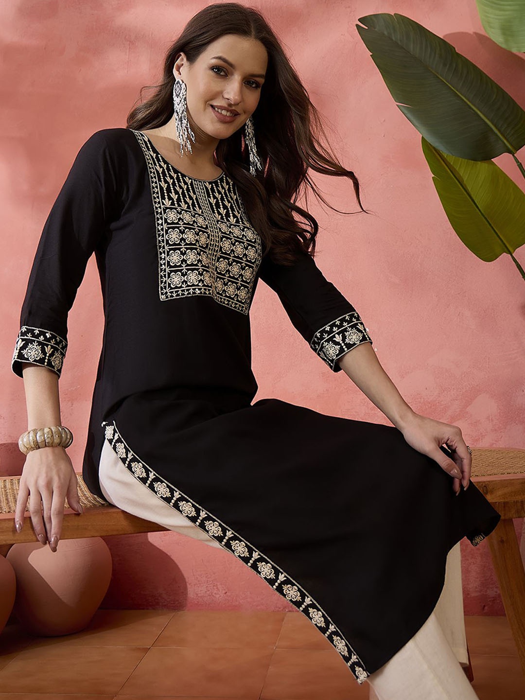 

Sangria Black Floral Yoke Design Round Neck Sequinned Straight Kurta