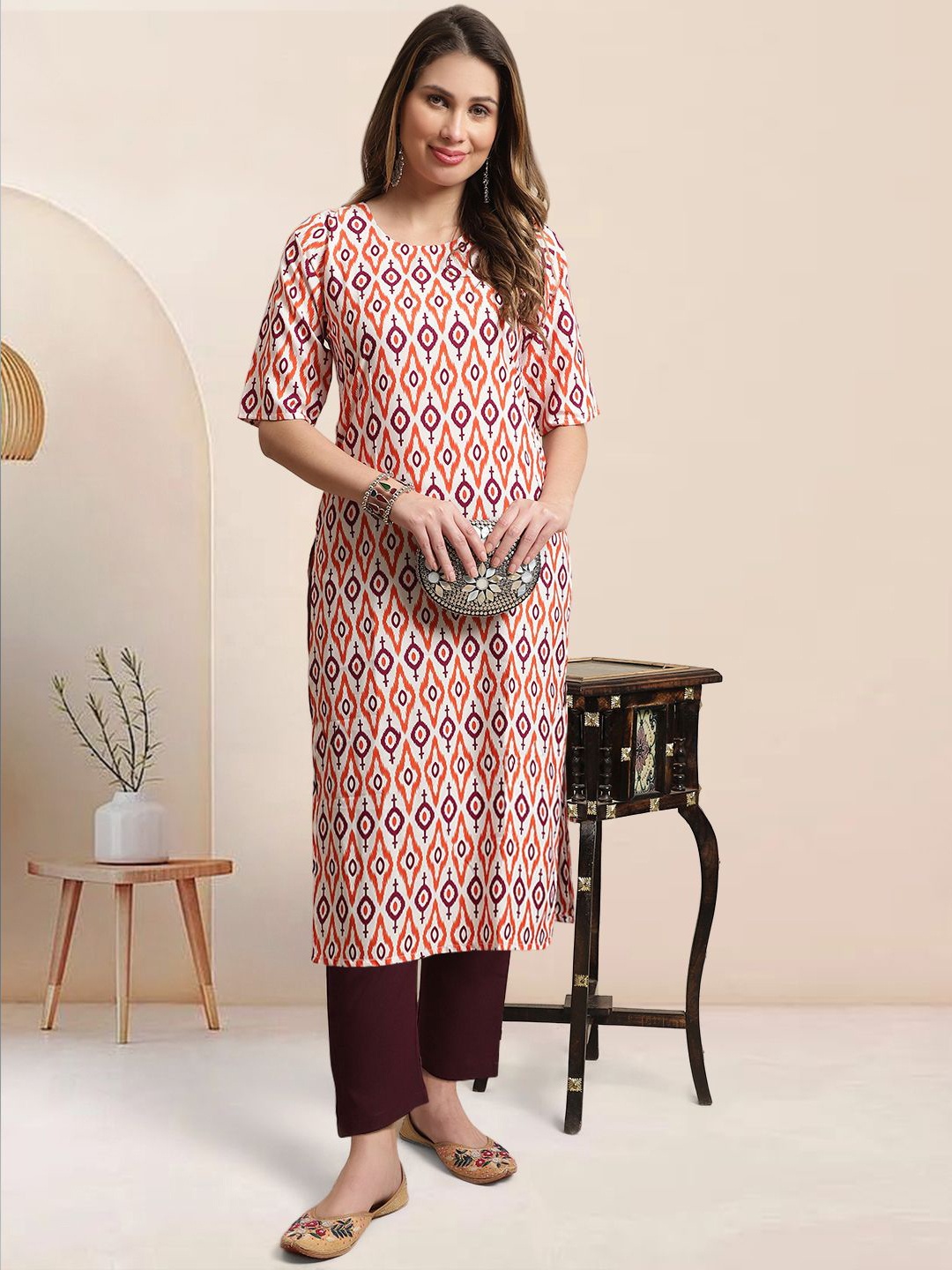 

Moda Rapido Women Ethnic Motifs Printed Regular Kurta with Trousers, White