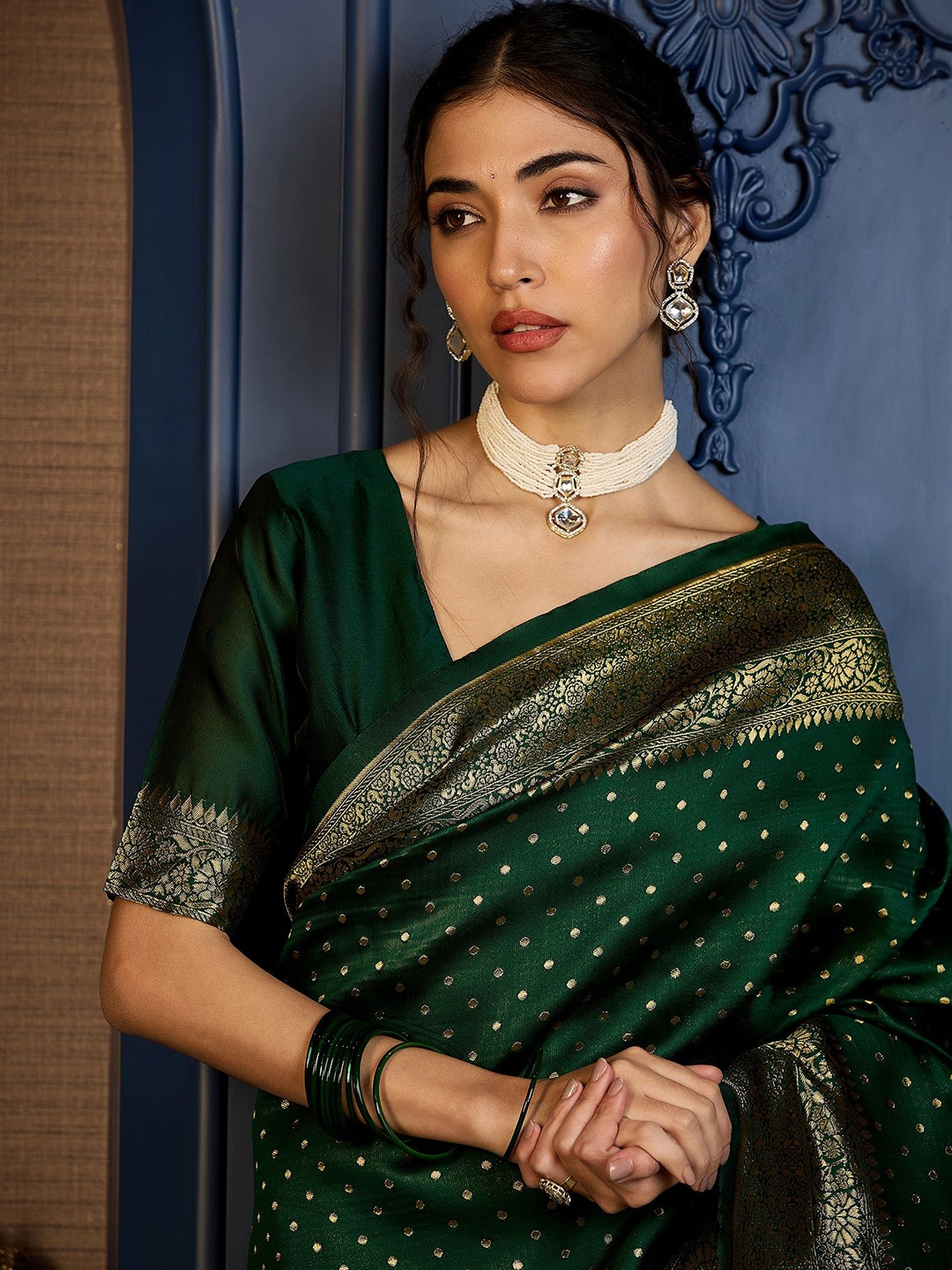 

Sangria Woven Design With Zari Saree, Green